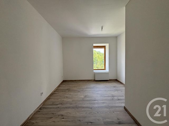 Appartement F3 à louer - 3 pièces - 65.83 m2 - NOYANT D ALLIER - 03 - AUVERGNE - Century 21 Pierre Immobilier