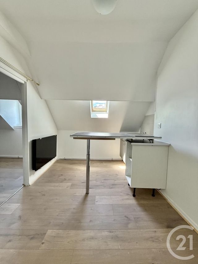 Appartement Studio à louer - 1 pièce - 18.5 m2 - MOULINS - 03 - AUVERGNE - Century 21 Pierre Immobilier