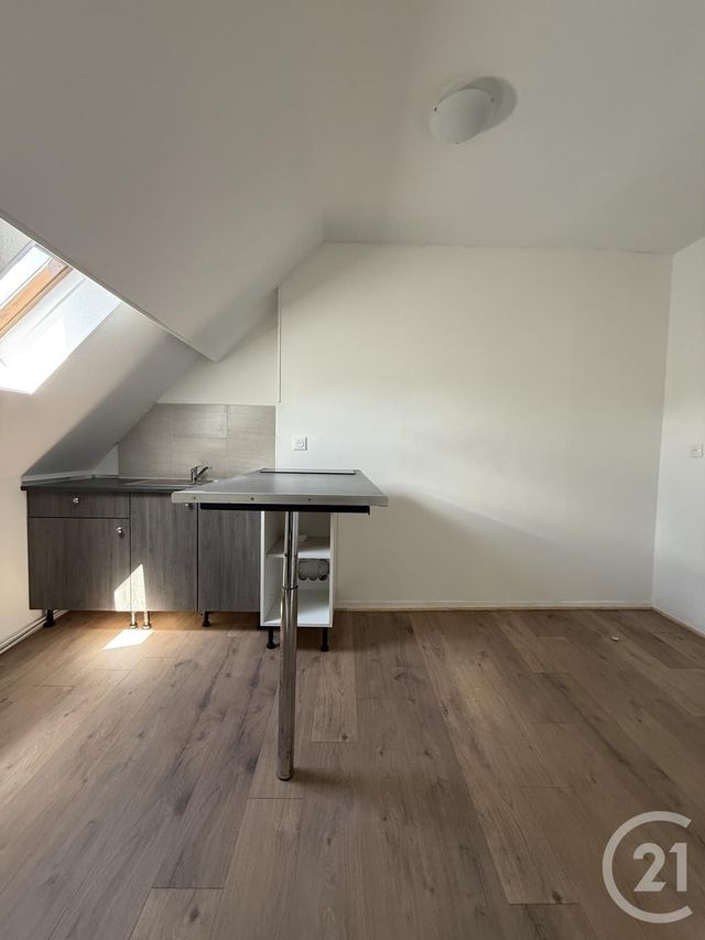 Appartement Studio à louer - 1 pièce - 18.5 m2 - MOULINS - 03 - AUVERGNE - Century 21 Pierre Immobilier