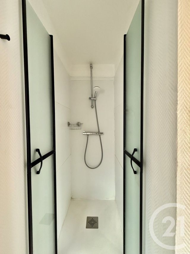 Appartement F1 à louer - 1 pièce - 16.65 m2 - MOULINS - 03 - AUVERGNE - Century 21 Pierre Immobilier