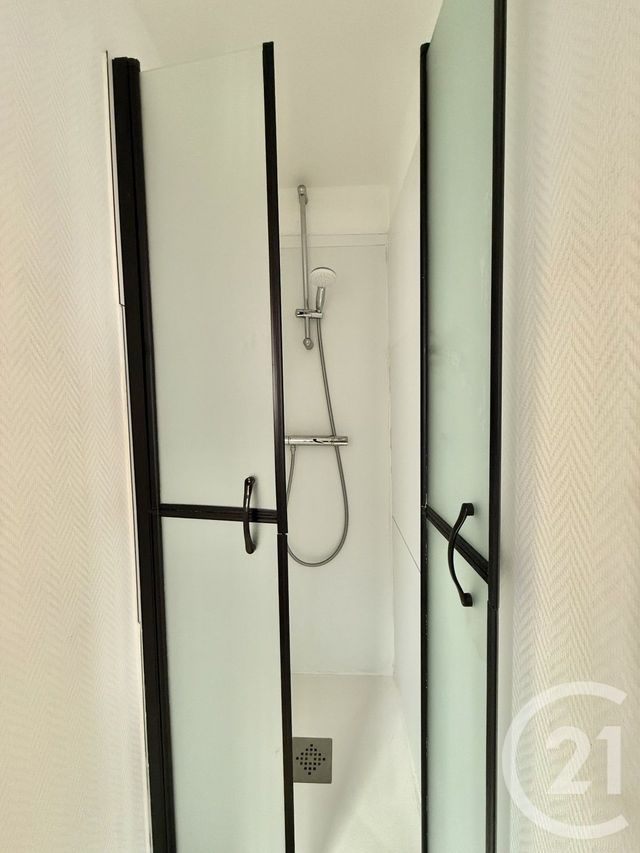 Appartement F1 à louer - 1 pièce - 16.65 m2 - MOULINS - 03 - AUVERGNE - Century 21 Pierre Immobilier