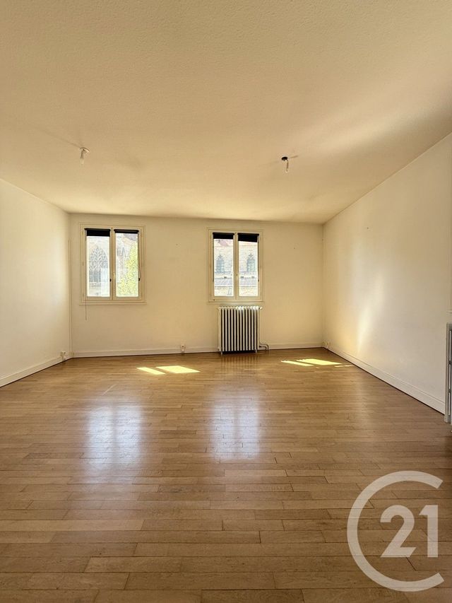 Appartement F3 à louer - 3 pièces - 64.42 m2 - SOUVIGNY - 03 - AUVERGNE - Century 21 Pierre Immobilier