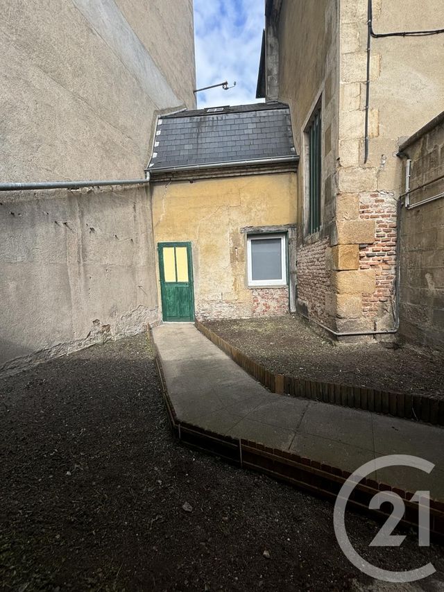 Appartement F3 à louer - 3 pièces - 113.71 m2 - MOULINS - 03 - AUVERGNE - Century 21 Pierre Immobilier