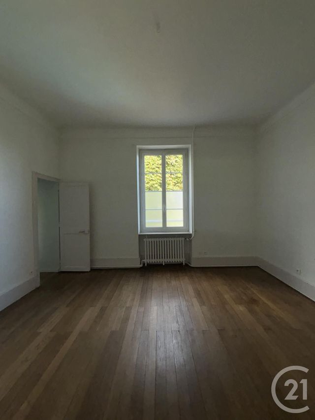 Appartement F3 à louer - 3 pièces - 113.71 m2 - MOULINS - 03 - AUVERGNE - Century 21 Pierre Immobilier