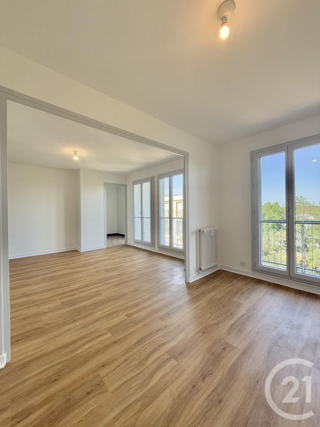 Appartement F5 à louer - 5 pièces - 88.95 m2 - MOULINS - 03 - AUVERGNE - Century 21 Pierre Immobilier