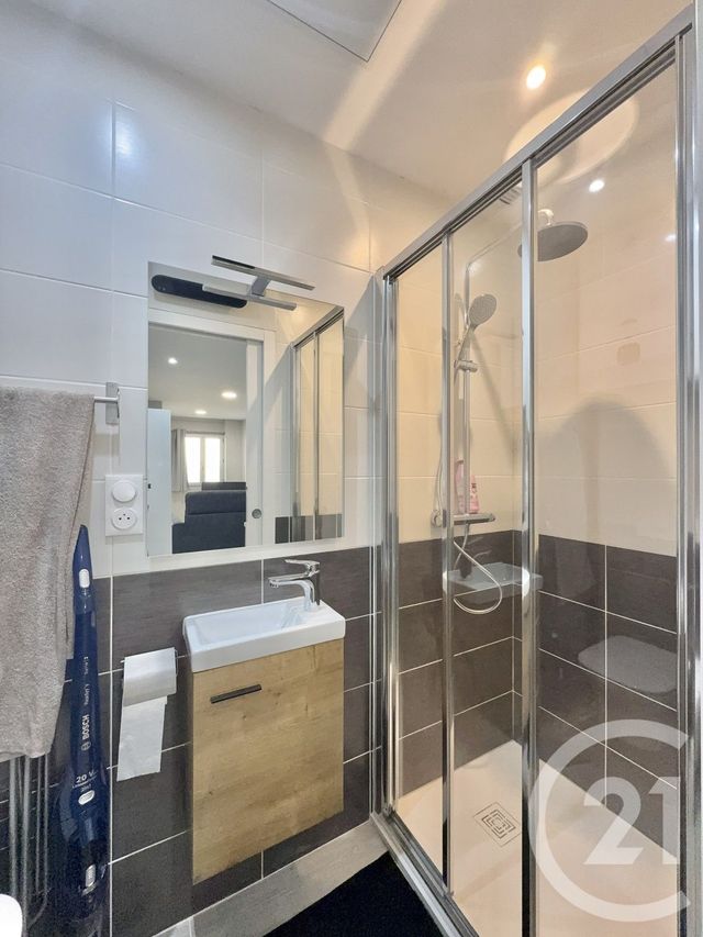 Appartement F1 à louer - 1 pièce - 22.15 m2 - MOULINS - 03 - AUVERGNE - Century 21 Pierre Immobilier