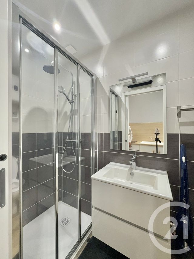 Appartement F1 à louer - 1 pièce - 20.96 m2 - MOULINS - 03 - AUVERGNE - Century 21 Pierre Immobilier
