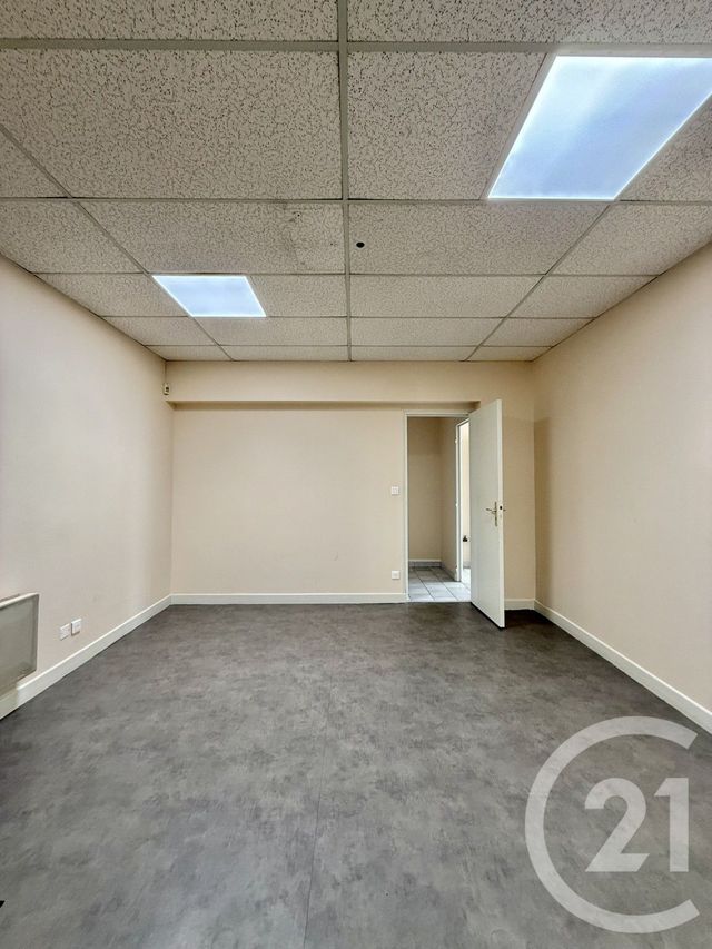 commerce à louer - 96.56 m2 - MOULINS - 03 - AUVERGNE - Century 21 Pierre Immobilier