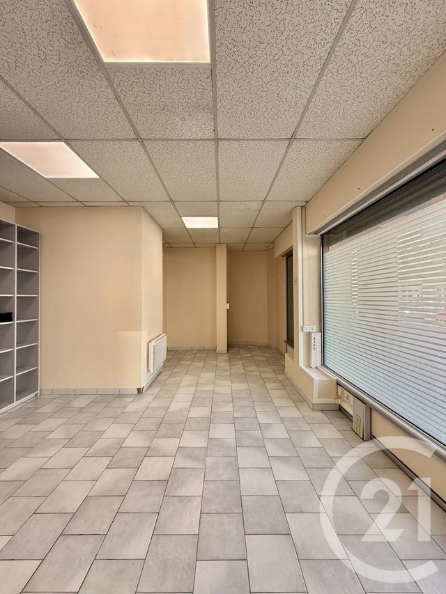 commerce à louer - 96.56 m2 - MOULINS - 03 - AUVERGNE - Century 21 Pierre Immobilier