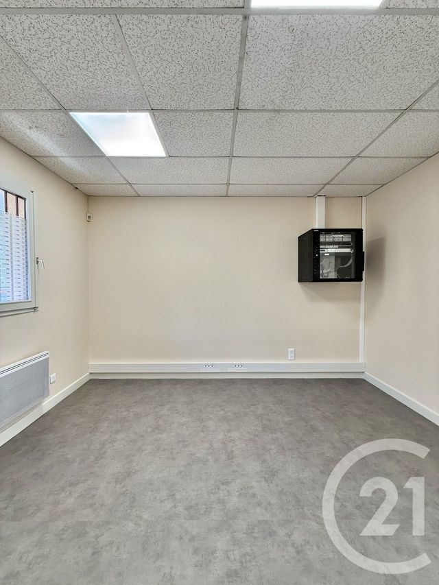 commerce à louer - 96.56 m2 - MOULINS - 03 - AUVERGNE - Century 21 Pierre Immobilier