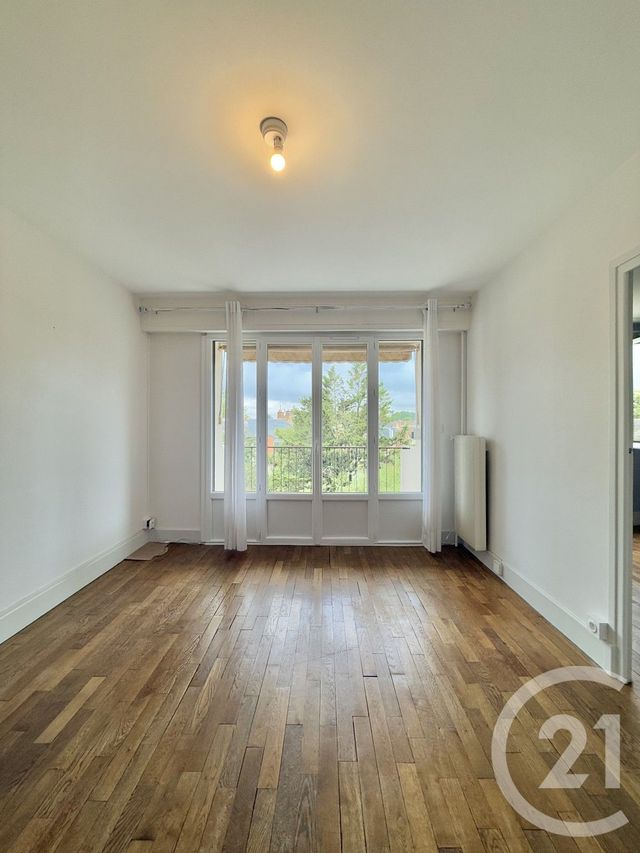 Appartement F3 à louer - 3 pièces - 53.39 m2 - MOULINS - 03 - AUVERGNE - Century 21 Pierre Immobilier