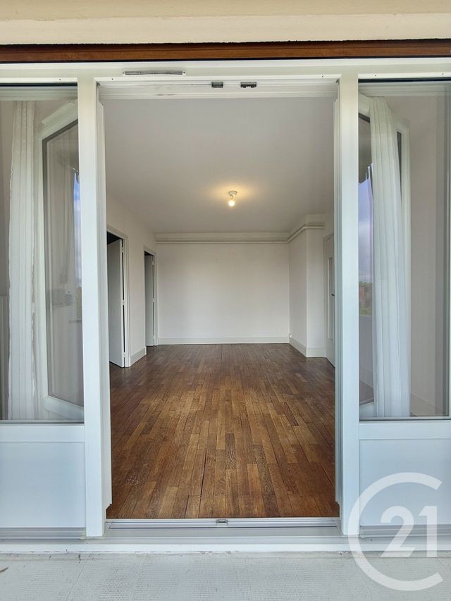 Appartement F3 à louer - 3 pièces - 53.39 m2 - MOULINS - 03 - AUVERGNE - Century 21 Pierre Immobilier
