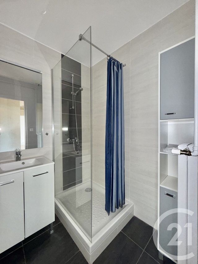 Appartement F3 à louer - 3 pièces - 53.39 m2 - MOULINS - 03 - AUVERGNE - Century 21 Pierre Immobilier