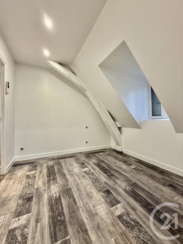 Appartement F2 à louer - 2 pièces - 24.43 m2 - MOULINS - 03 - AUVERGNE - Century 21 Pierre Immobilier