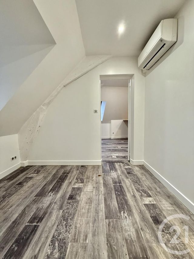Appartement F2 à louer - 2 pièces - 24.43 m2 - MOULINS - 03 - AUVERGNE - Century 21 Pierre Immobilier