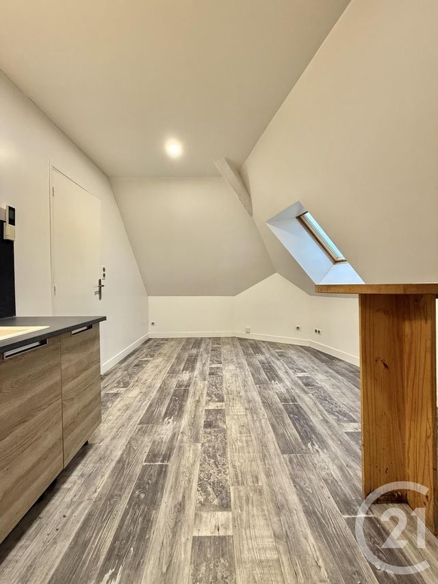 Appartement F2 à louer - 2 pièces - 24.43 m2 - MOULINS - 03 - AUVERGNE - Century 21 Pierre Immobilier