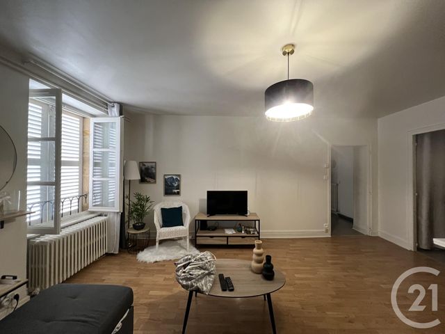 Appartement F2 à louer - 2 pièces - 59.69 m2 - MOULINS - 03 - AUVERGNE - Century 21 Pierre Immobilier