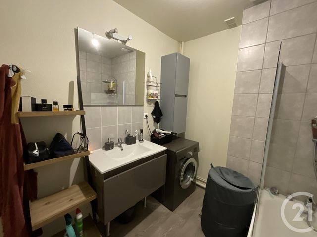 Appartement F2 à louer - 2 pièces - 59.69 m2 - MOULINS - 03 - AUVERGNE - Century 21 Pierre Immobilier