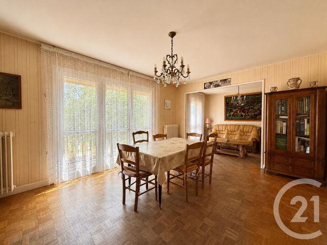 maison à vendre - 6 pièces - 133.0 m2 - YZEURE - 03 - AUVERGNE - Century 21 Pierre Immobilier