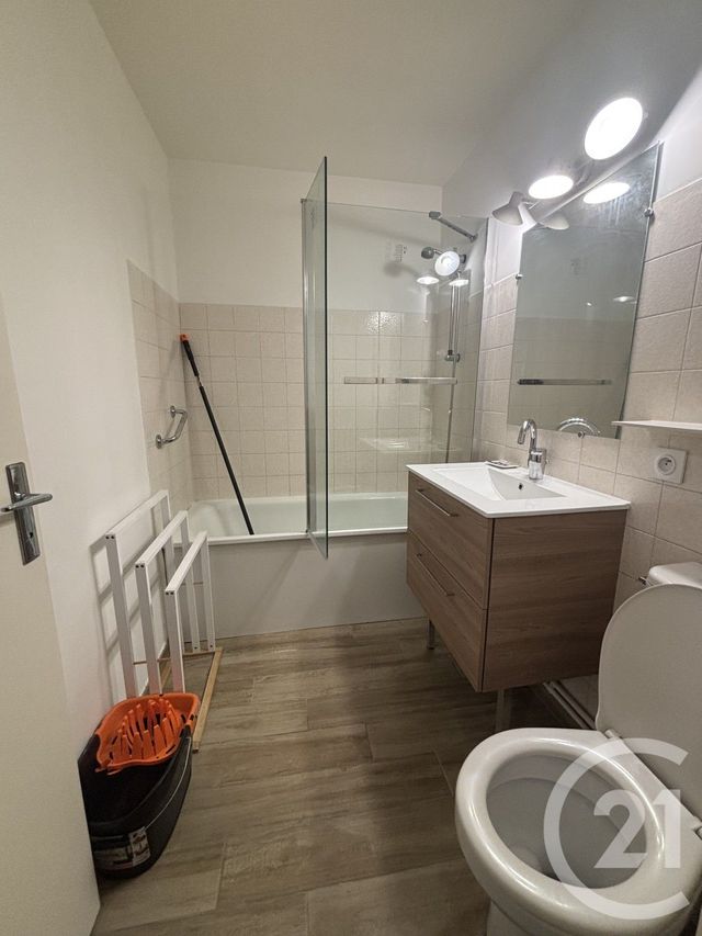 Appartement Studio à louer - 1 pièce - 31.76 m2 - MOULINS - 03 - AUVERGNE - Century 21 Pierre Immobilier
