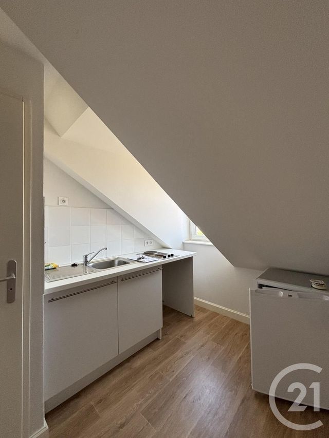 Appartement F1 à louer - 1 pièce - 22.86 m2 - MOULINS - 03 - AUVERGNE - Century 21 Pierre Immobilier