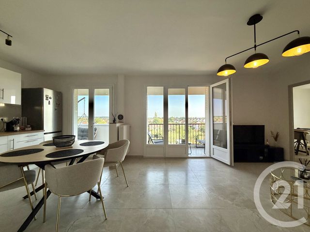 Appartement à vendre - 4 pièces - 70.15 m2 - YZEURE - 03 - AUVERGNE - Century 21 Pierre Immobilier