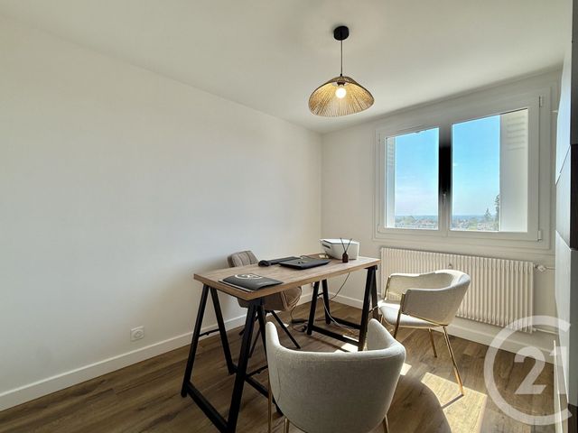 Appartement à vendre - 4 pièces - 70.15 m2 - YZEURE - 03 - AUVERGNE - Century 21 Pierre Immobilier