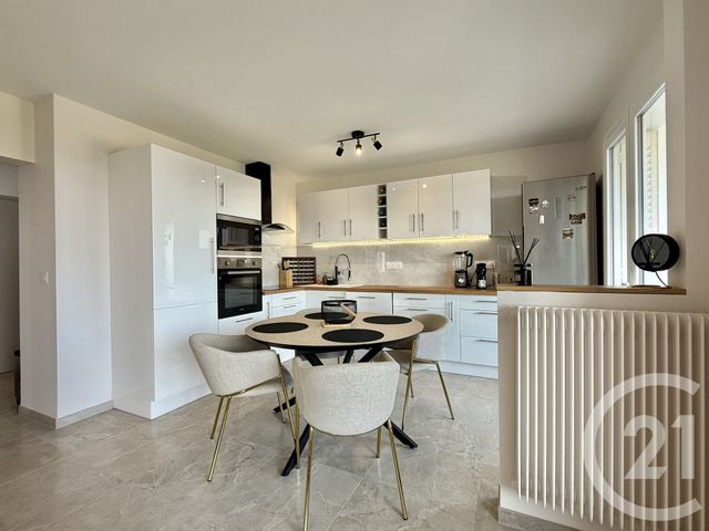 Appartement à vendre - 4 pièces - 70.15 m2 - YZEURE - 03 - AUVERGNE - Century 21 Pierre Immobilier
