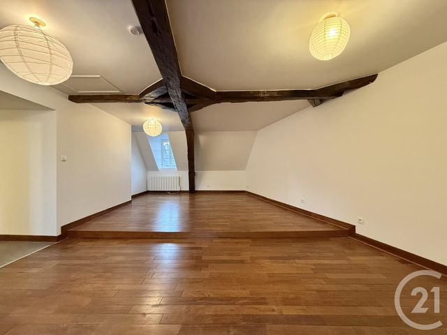 Appartement F3 à louer - 3 pièces - 61.5 m2 - MOULINS - 03 - AUVERGNE - Century 21 Pierre Immobilier
