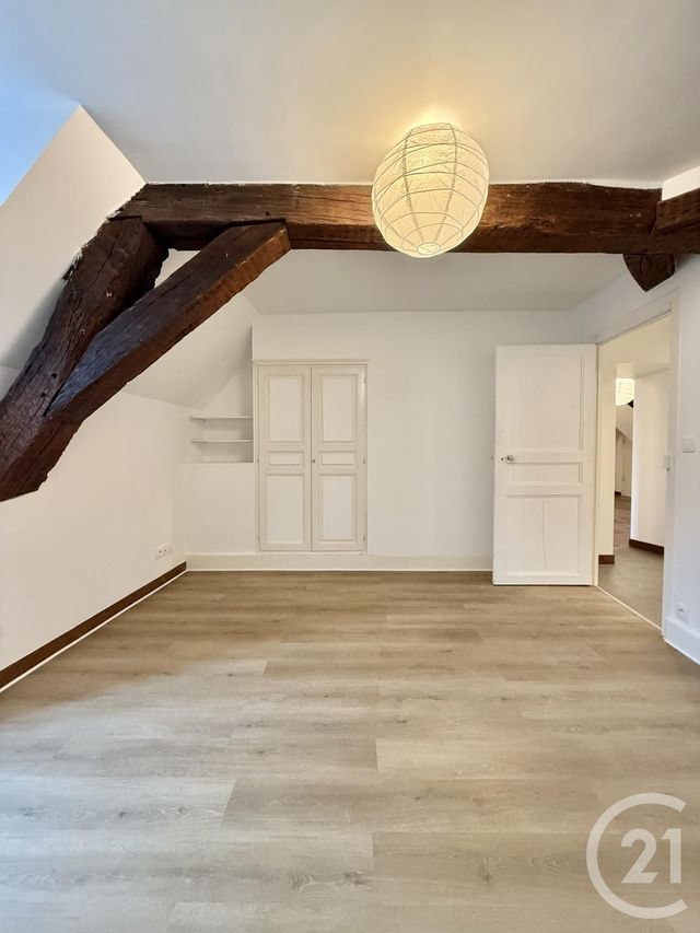 Appartement F3 à louer - 3 pièces - 61.5 m2 - MOULINS - 03 - AUVERGNE - Century 21 Pierre Immobilier