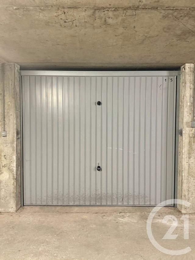 parking à louer - 15.0 m2 - MOULINS - 03 - AUVERGNE - Century 21 Pierre Immobilier