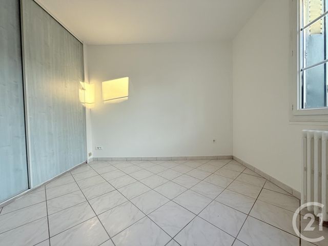 maison à louer - 4 pièces - 110.66 m2 - YZEURE - 03 - AUVERGNE - Century 21 Pierre Immobilier
