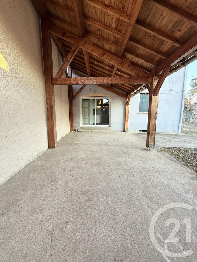 maison à louer - 4 pièces - 110.66 m2 - YZEURE - 03 - AUVERGNE - Century 21 Pierre Immobilier