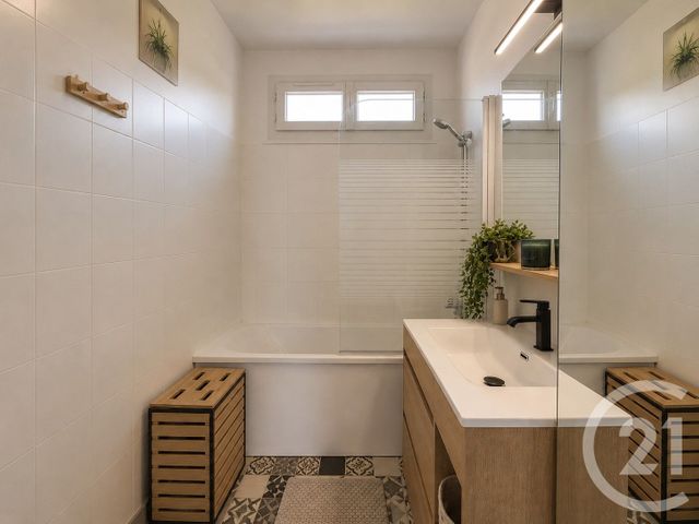 maison à vendre - 4 pièces - 81.06 m2 - YZEURE - 03 - AUVERGNE - Century 21 Pierre Immobilier