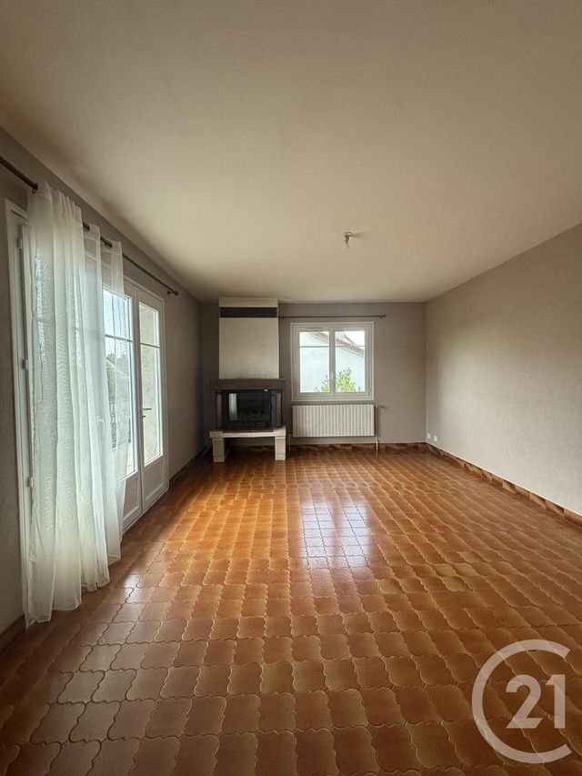 maison à louer - 4 pièces - 80.25 m2 - LUSIGNY - 03 - AUVERGNE - Century 21 Pierre Immobilier