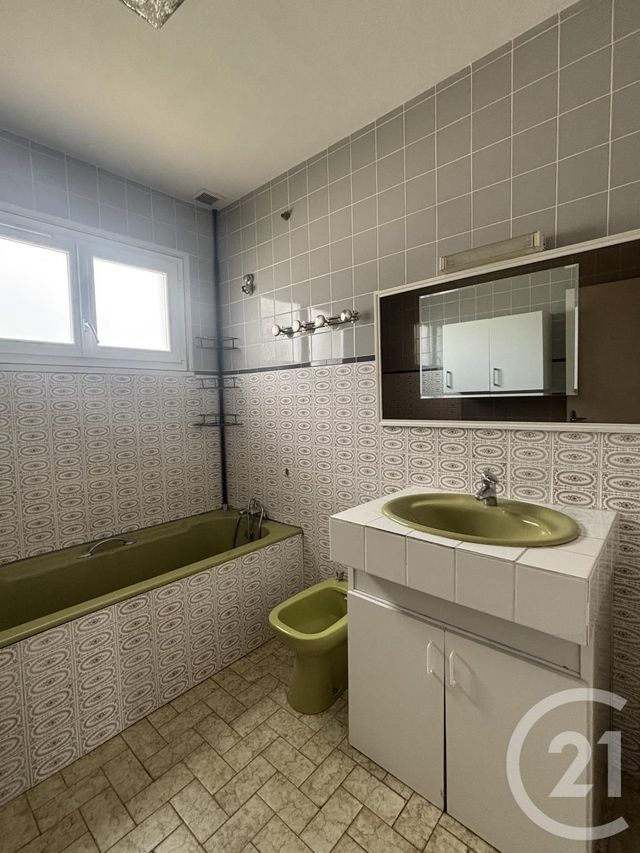 maison à louer - 4 pièces - 80.25 m2 - LUSIGNY - 03 - AUVERGNE - Century 21 Pierre Immobilier
