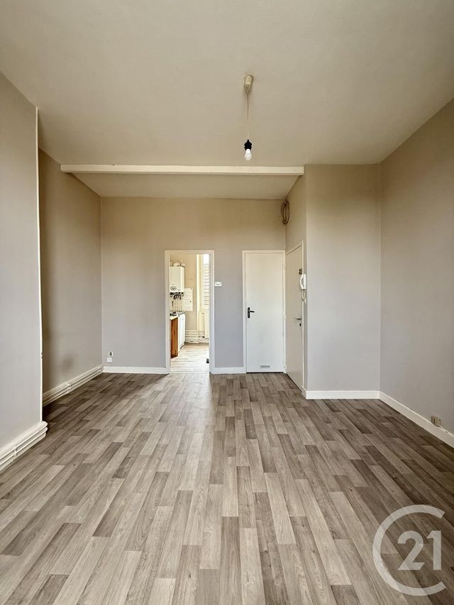 Appartement Studio à louer - 1 pièce - 23.5 m2 - MOULINS - 03 - AUVERGNE - Century 21 Pierre Immobilier