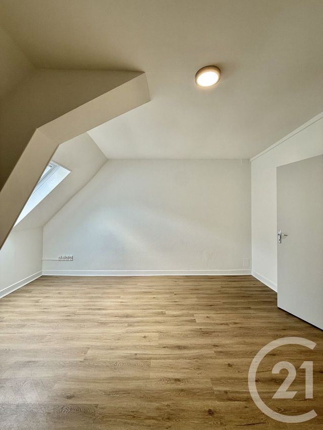 Appartement Studio à louer - 1 pièce - 25.34 m2 - MOULINS - 03 - AUVERGNE - Century 21 Pierre Immobilier