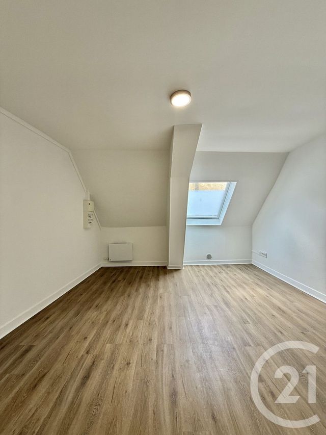 Appartement Studio à louer - 1 pièce - 25.34 m2 - MOULINS - 03 - AUVERGNE - Century 21 Pierre Immobilier