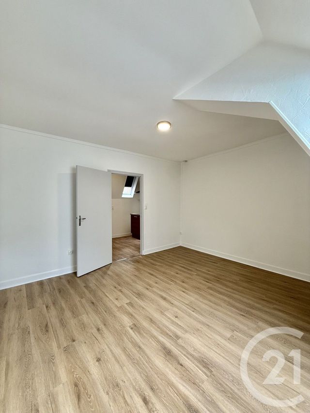 Appartement Studio à louer - 1 pièce - 25.34 m2 - MOULINS - 03 - AUVERGNE - Century 21 Pierre Immobilier