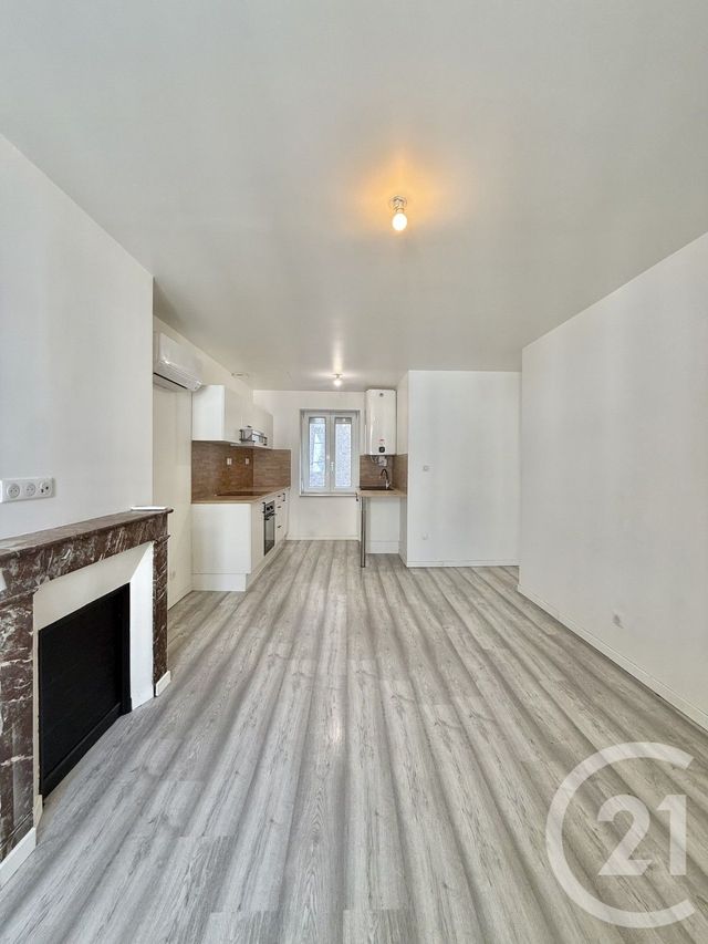 Appartement F4 à louer - 4 pièces - 71.5 m2 - MOULINS - 03 - AUVERGNE - Century 21 Pierre Immobilier