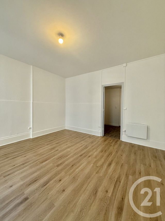 Appartement Studio à louer - 1 pièce - 29.27 m2 - MOULINS - 03 - AUVERGNE - Century 21 Pierre Immobilier