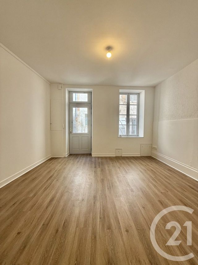 Appartement Studio à louer - 1 pièce - 29.27 m2 - MOULINS - 03 - AUVERGNE - Century 21 Pierre Immobilier