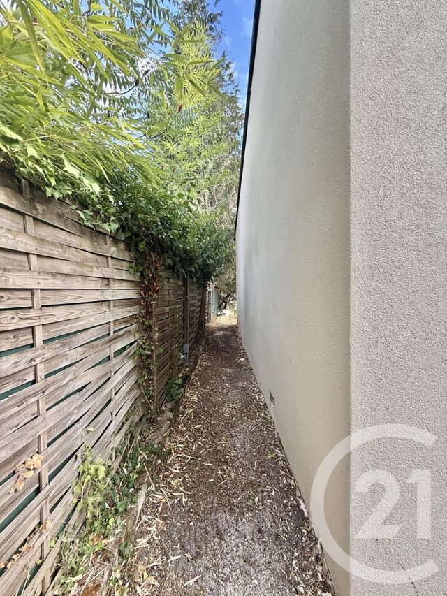 maison à louer - 4 pièces - 99.09 m2 - YZEURE - 03 - AUVERGNE - Century 21 Pierre Immobilier
