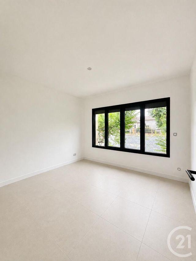 maison à louer - 4 pièces - 99.09 m2 - YZEURE - 03 - AUVERGNE - Century 21 Pierre Immobilier