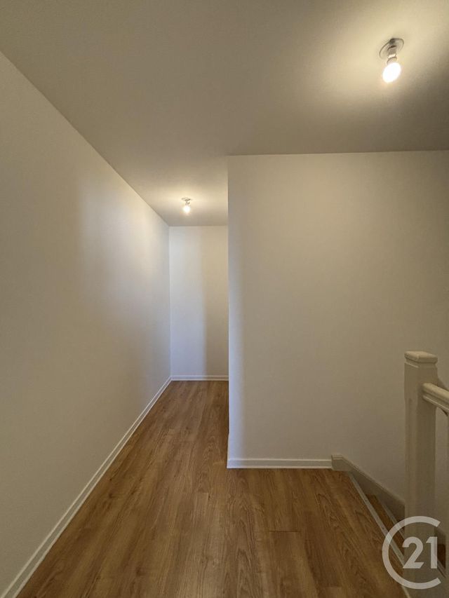 Appartement F2 à louer - 2 pièces - 57.49 m2 - YZEURE - 03 - AUVERGNE - Century 21 Pierre Immobilier