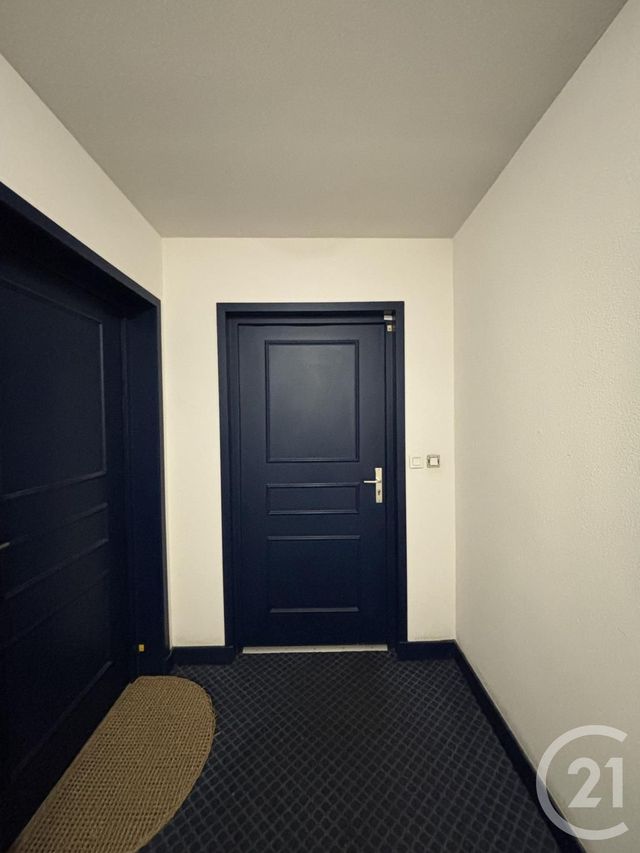 Appartement F2 à louer - 2 pièces - 57.49 m2 - YZEURE - 03 - AUVERGNE - Century 21 Pierre Immobilier