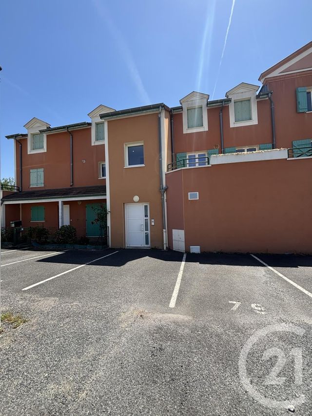 Appartement F2 à louer - 2 pièces - 57.49 m2 - YZEURE - 03 - AUVERGNE - Century 21 Pierre Immobilier