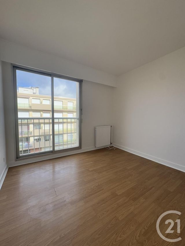 Appartement F2 à louer - 2 pièces - 47.3 m2 - MOULINS - 03 - AUVERGNE - Century 21 Pierre Immobilier