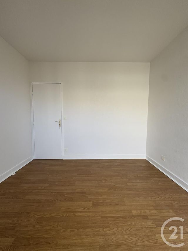 Appartement F2 à louer - 2 pièces - 47.3 m2 - MOULINS - 03 - AUVERGNE - Century 21 Pierre Immobilier